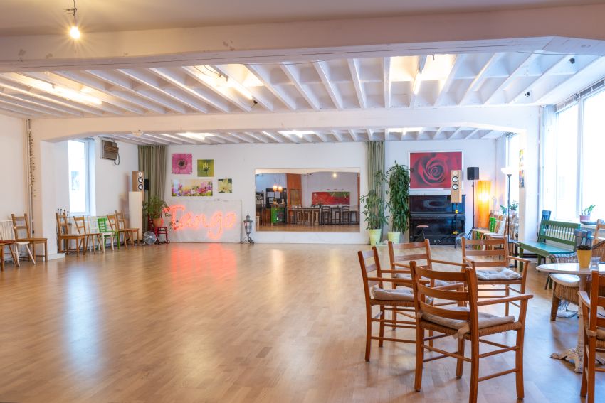 Tanzfläche im LALOTANGO